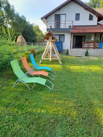 Gradina_sezlong_cu_balansoar.webp