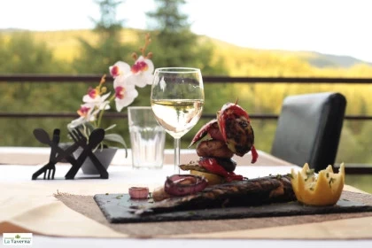 La Taverna Restaurant