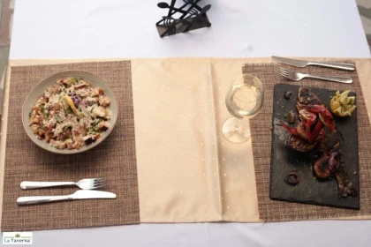 La Taverna Restaurant