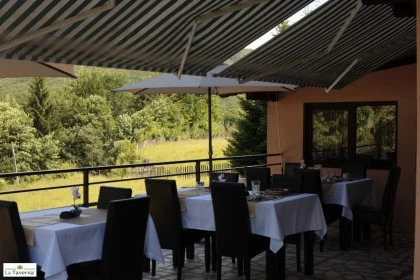 La Taverna Chalet Restaurant