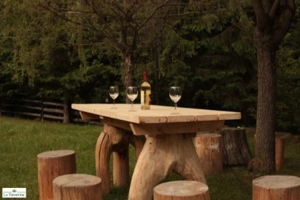 La Taverna Chalet Restaurant
