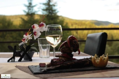 La Taverna Chalet Restaurant