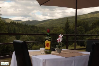 La Taverna Chalet Restaurant 64
